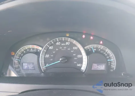 2012 Toyota Camry Se z USA, uszkodzony, nr VIN 4T1BF1FKXCU505882